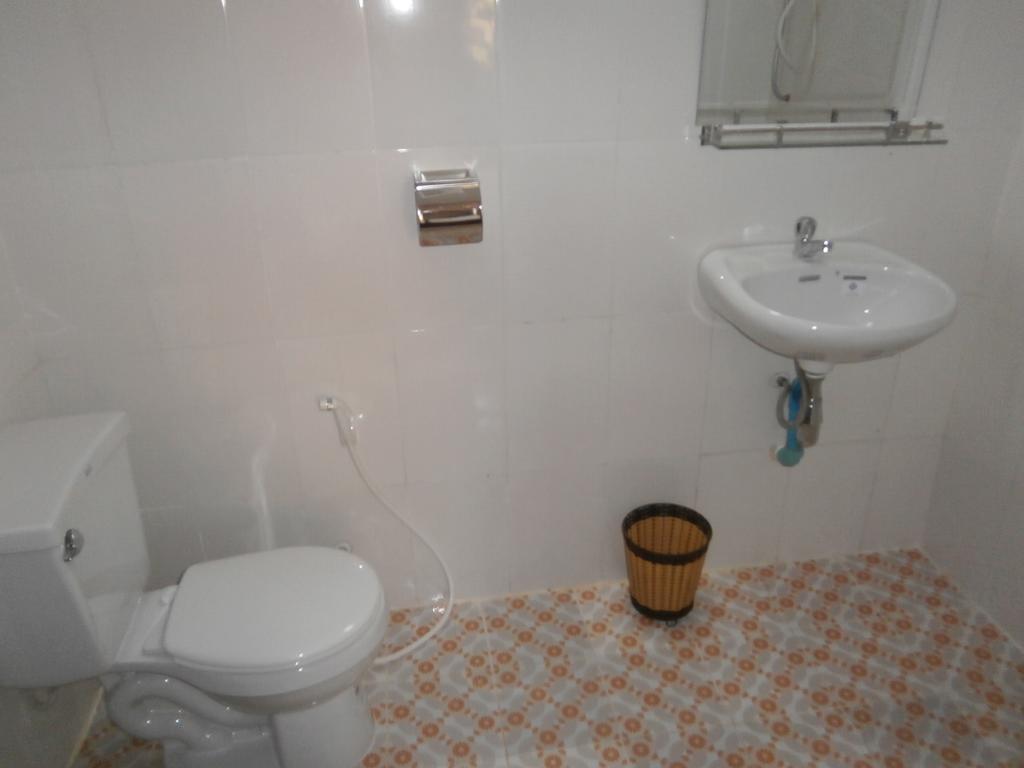 Bandini'S Hotel Kampot Habitación foto