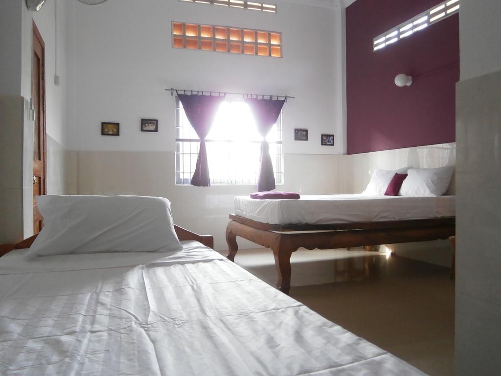 Bandini'S Hotel Kampot Habitación foto